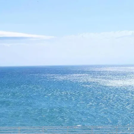 In Near Seabeach Apartment